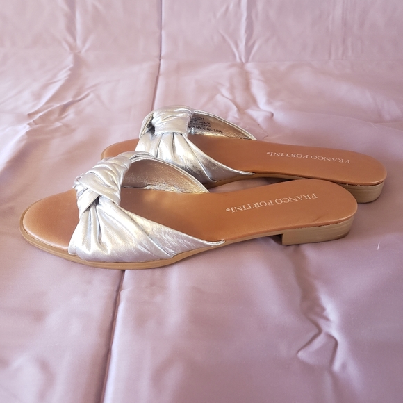 NWOB Franco Fortini Dawn Sandles - Picture 2 of 4